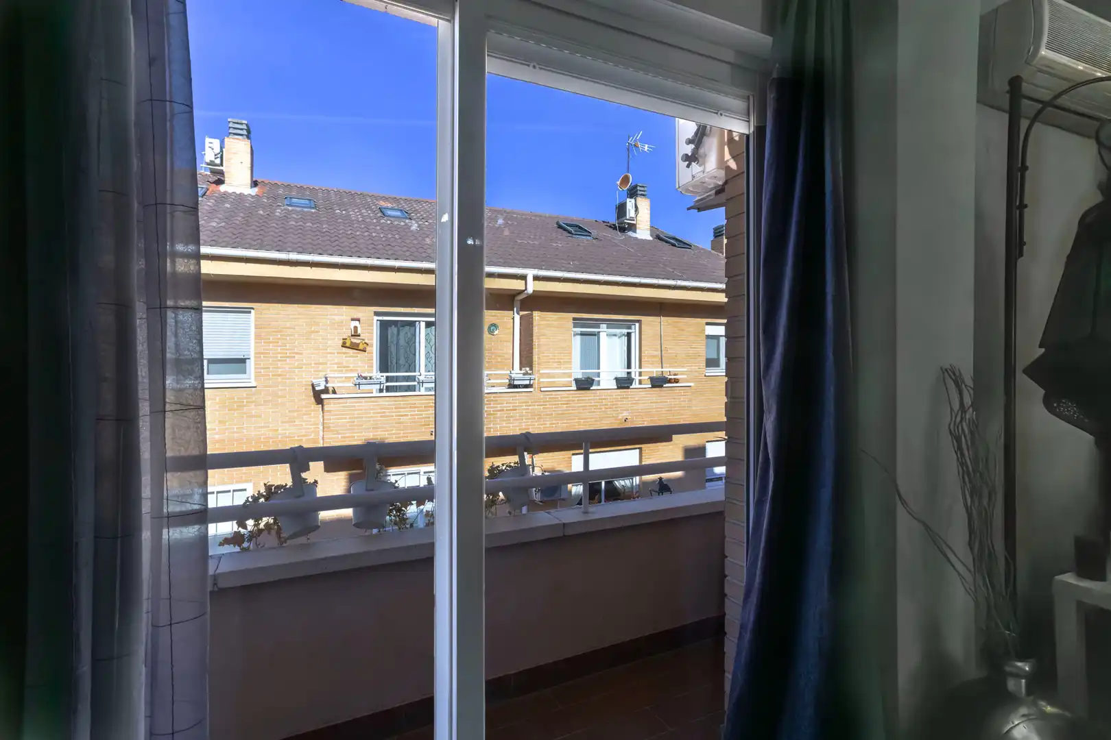 Balcony of Flat for sale in Brunete  with Air Conditioner, Heating and Private garden