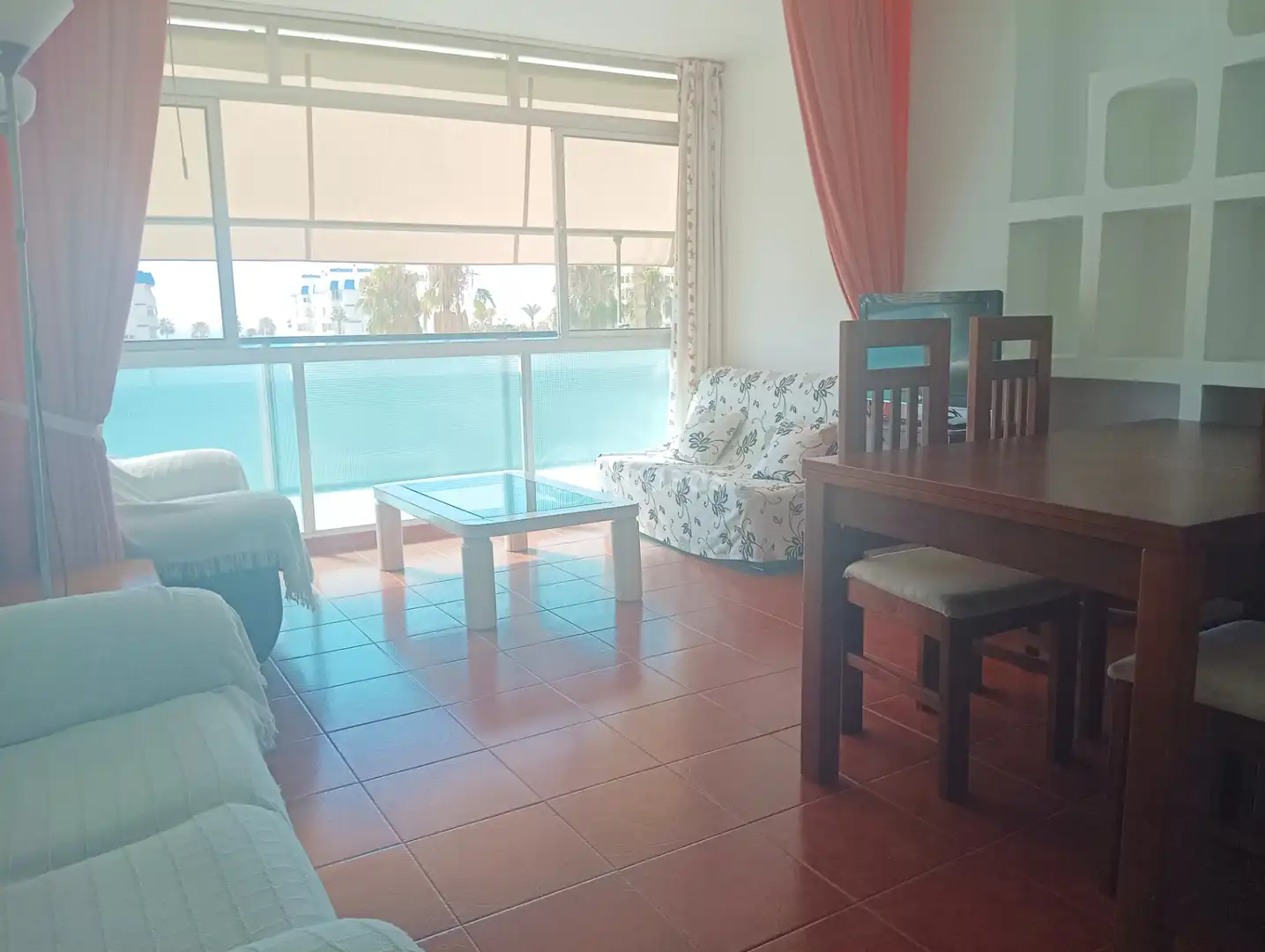 Sala de estar de Apartamento en venta en Benalmádena con Aire acondicionado, Amueblado y Horno
