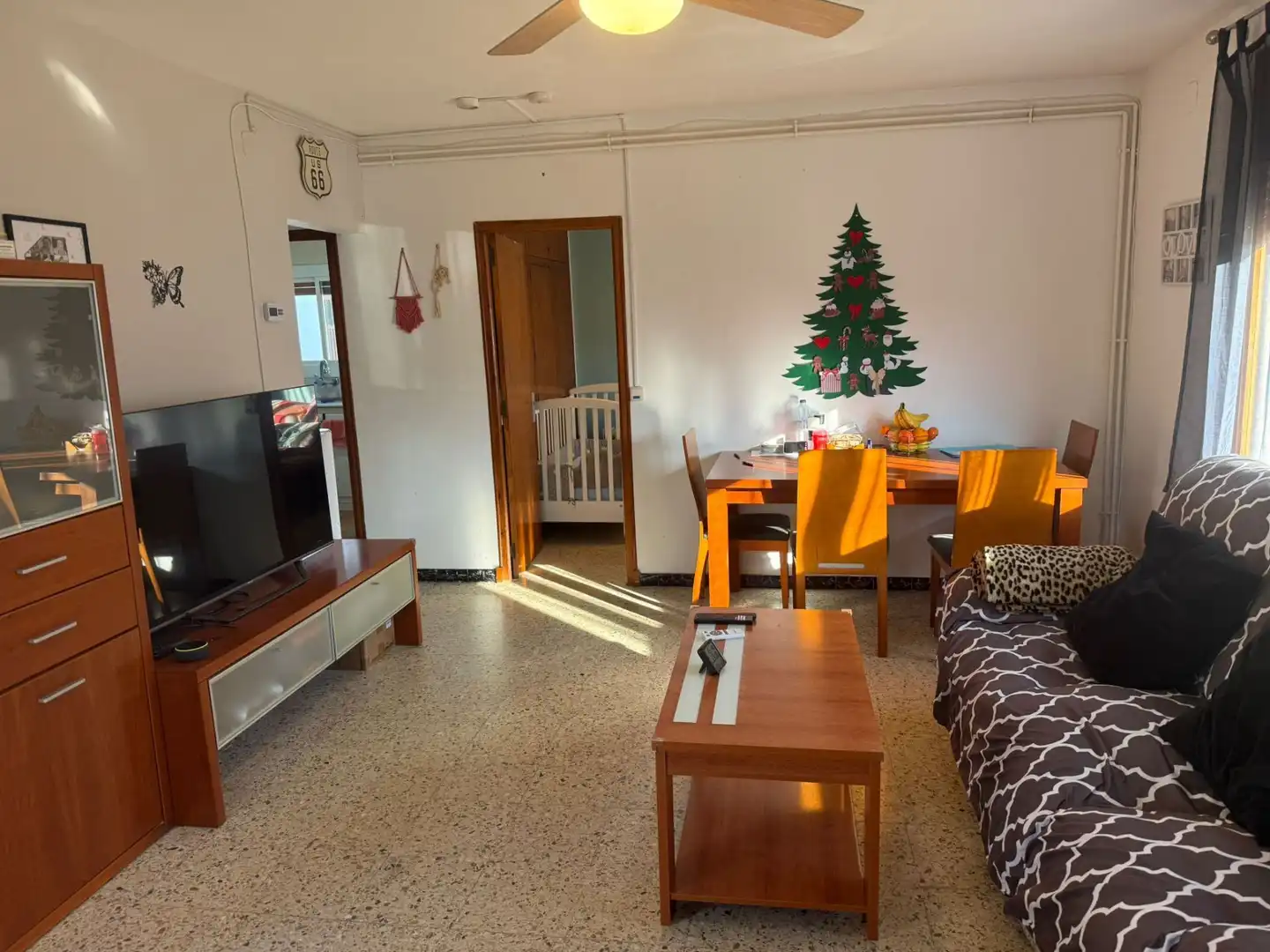Sala d'estar de Casa o xalet en venda en Riells i Viabrea amb Calefacció, Jardí privat i Terrassa