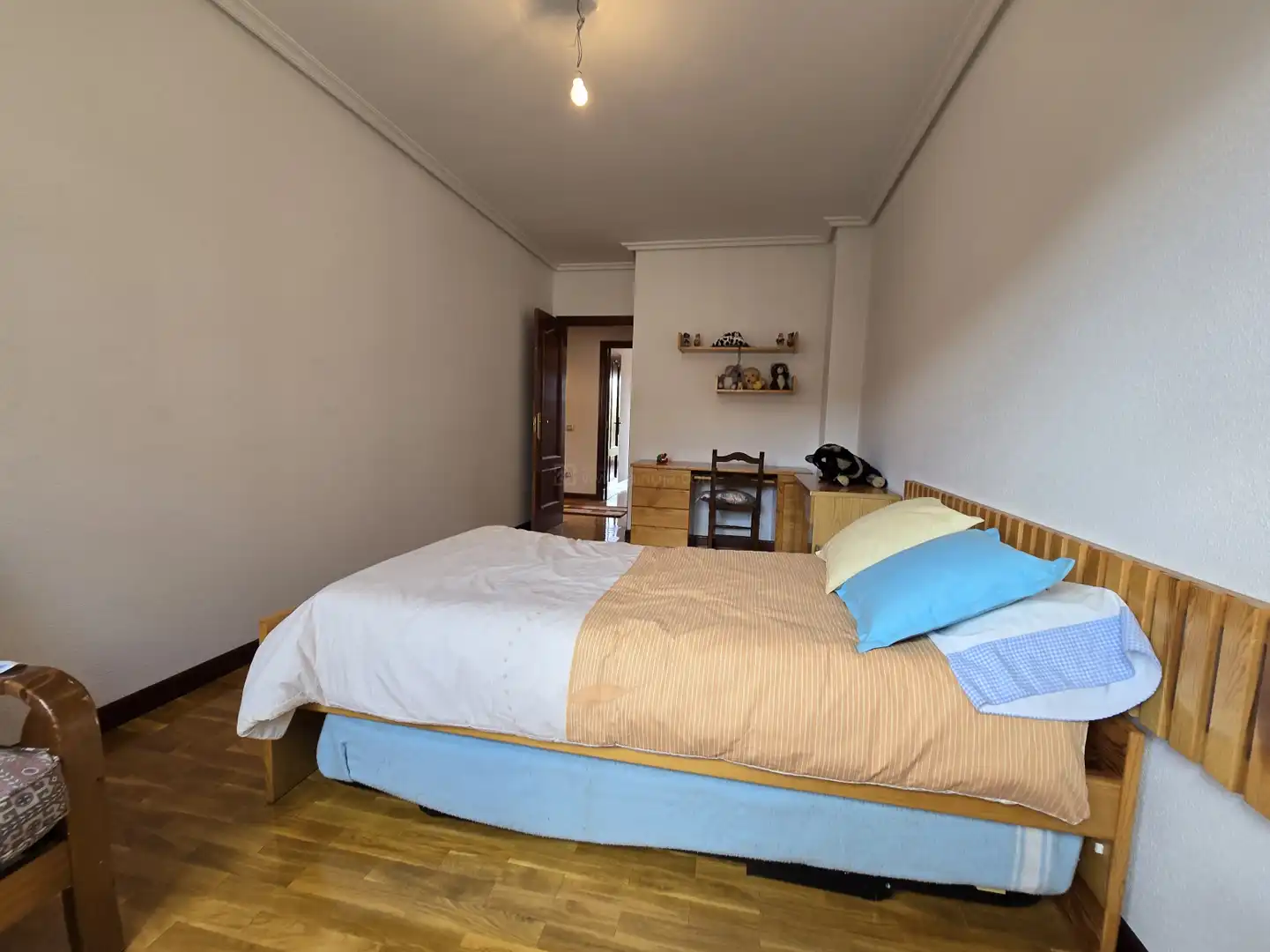 Bedroom of Flat for sale in  Logroño  with Heating, Parquet flooring and Storage room