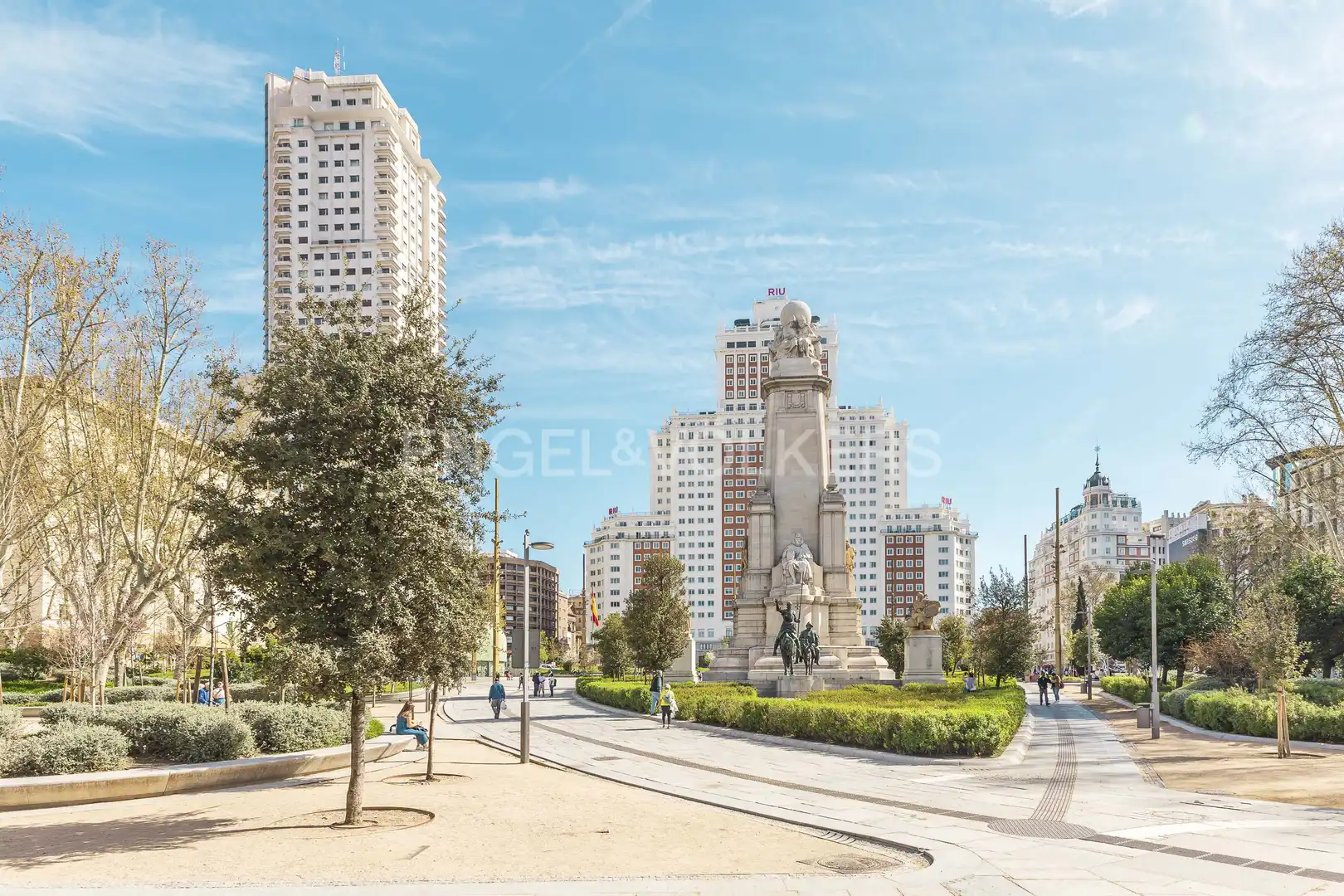 Exterior view of Flat for rent in Madrid  with Air Conditioner, Heating and Private garden