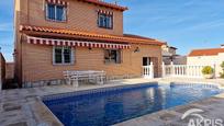 Swimming pool of House or chalet for sale in Cobisa  with Air Conditioner and Swimming Pool