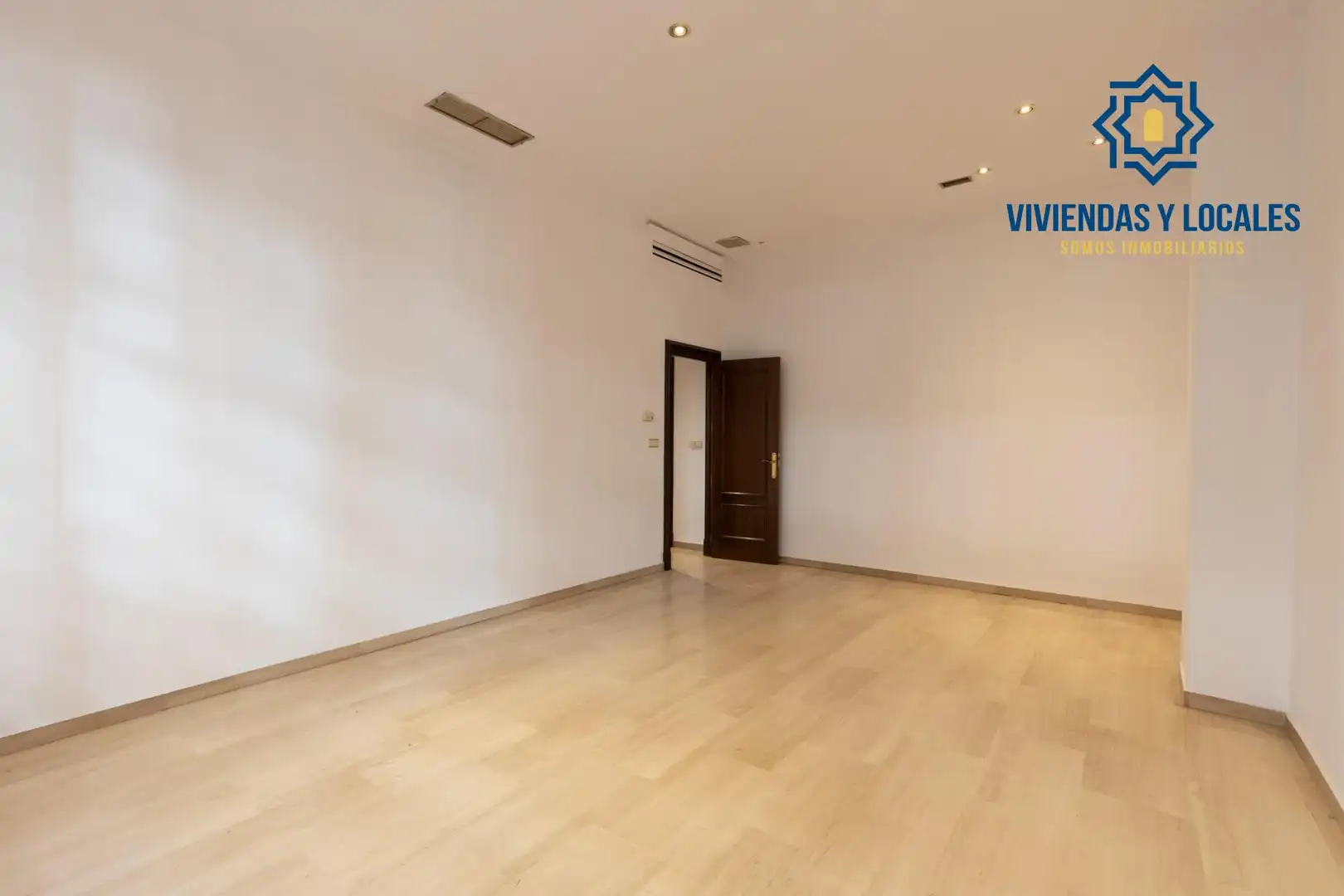 Local comercial en venda a Calle Ángel Ganivet, imagen 64