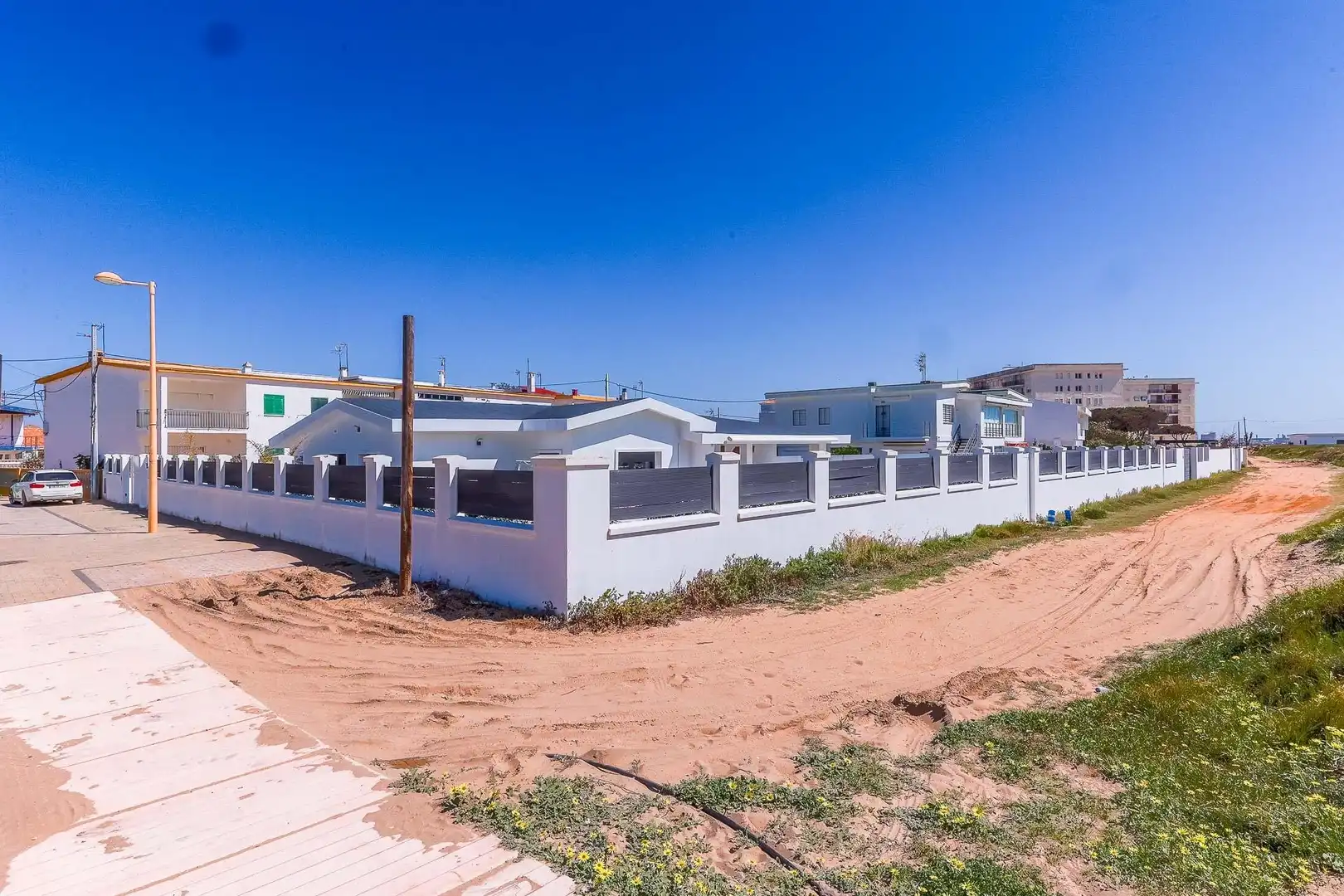 Vista exterior de Casa o chalet en venta en Punta Umbría con Aire acondicionado, Calefacción y Jardín privado