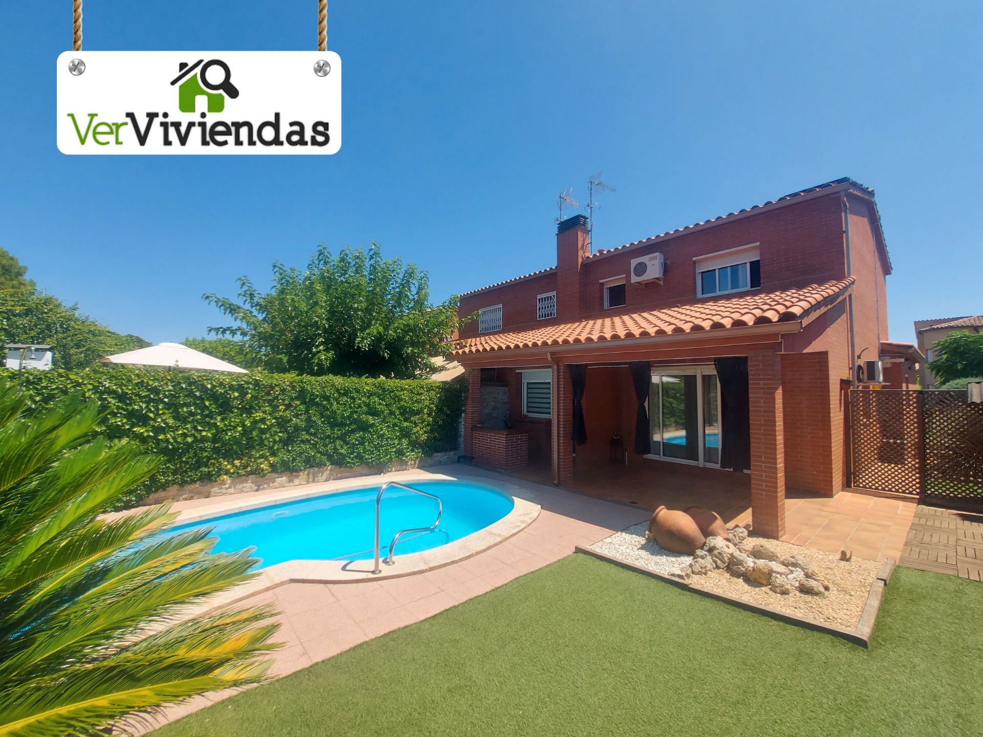 House or chalet for sale in Avinguda de Can Cases, 48, Martorell