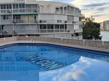 Apartament amb piscina en venda a Benidorm