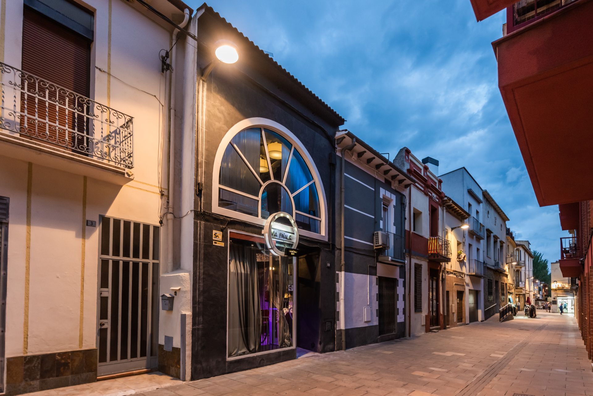 Vista exterior de Casa adosada en venda en Mollet del Vallès amb Jardí privat i Terrassa