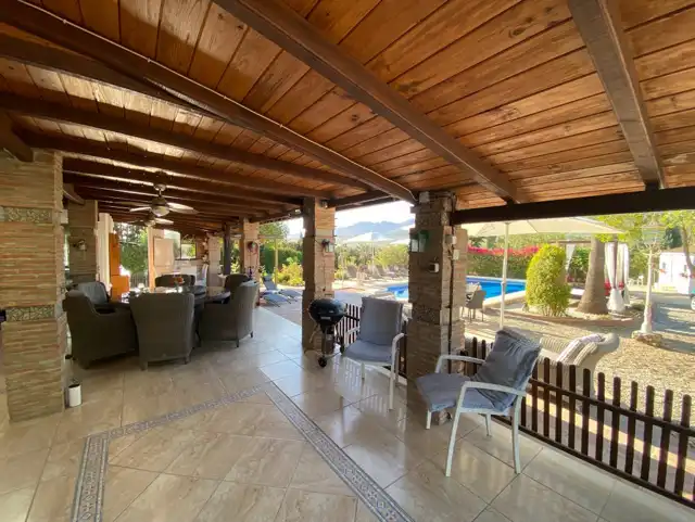 Terraza de Casa o chalet en venta en Alhaurín El Grande con Aire acondicionado, Jardín privado y Piscina