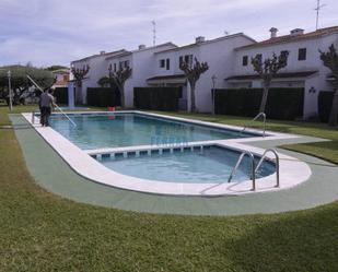 Piscina de Casa o xalet en venda en El Vendrell amb Aire condicionat i Terrassa