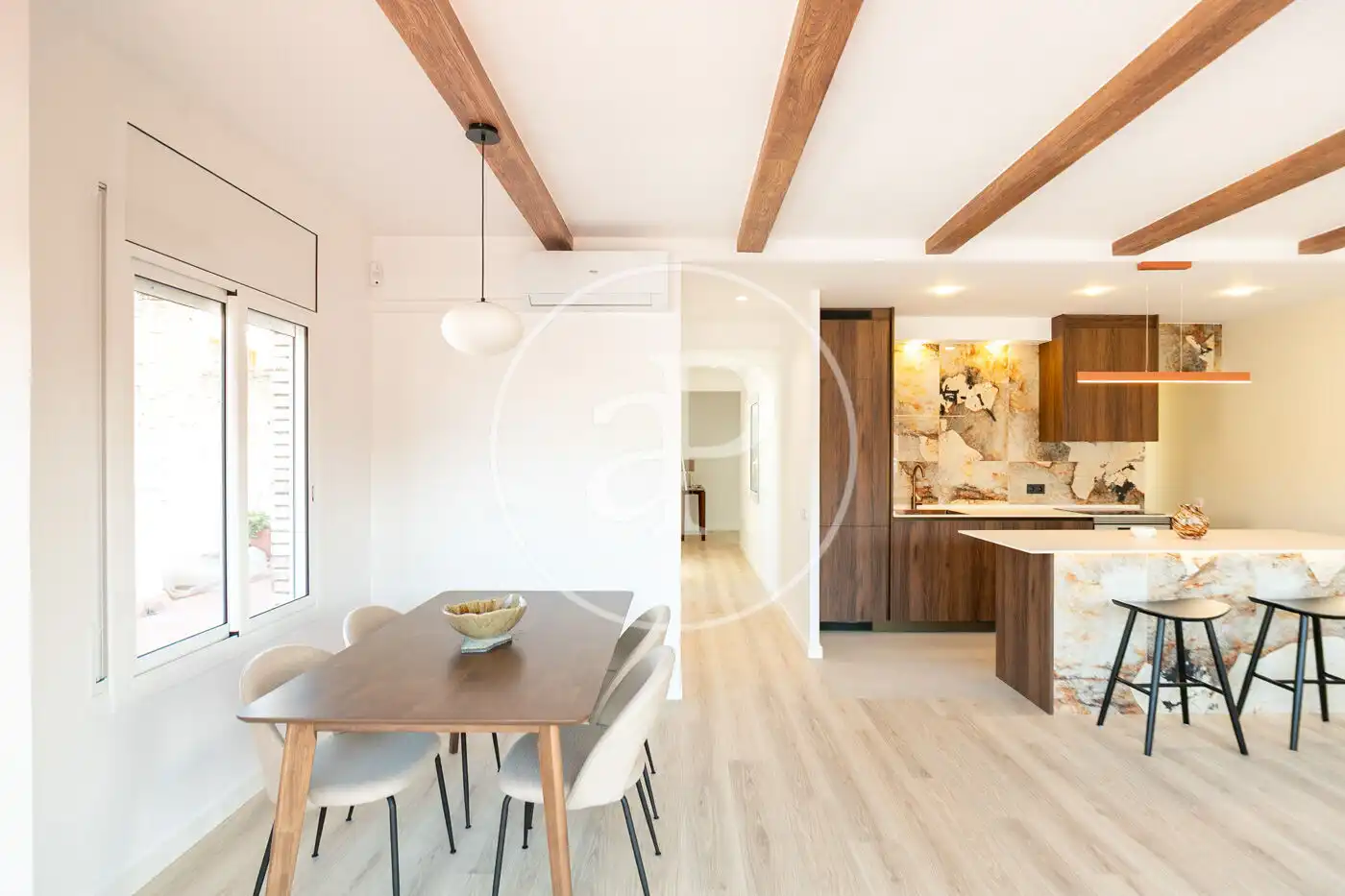 Comedor de Ático en venta en Barcelona con Aire acondicionado, Calefacción y Terraza