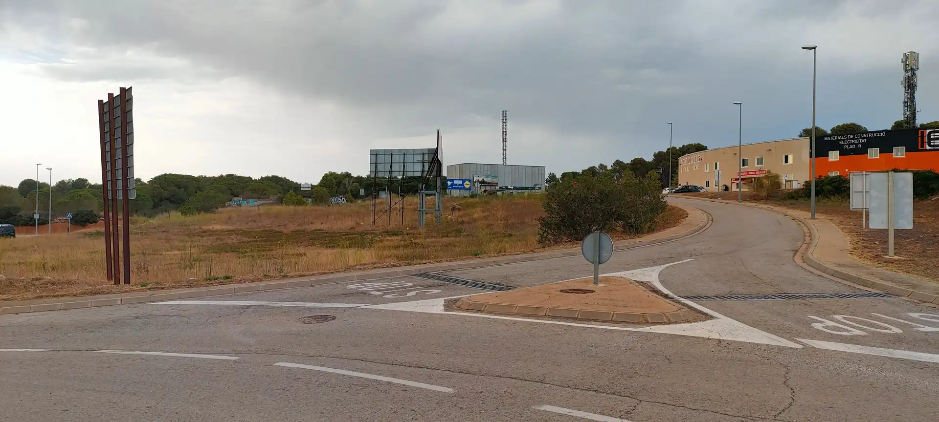 Wohnbaugrundstück zum Verkauf in Ronda dels Oficis 7, imagen 13