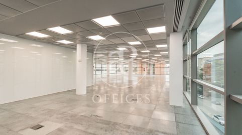 Foto 5 de Oficina de alquiler en San Juan Bautista, Madrid Capital