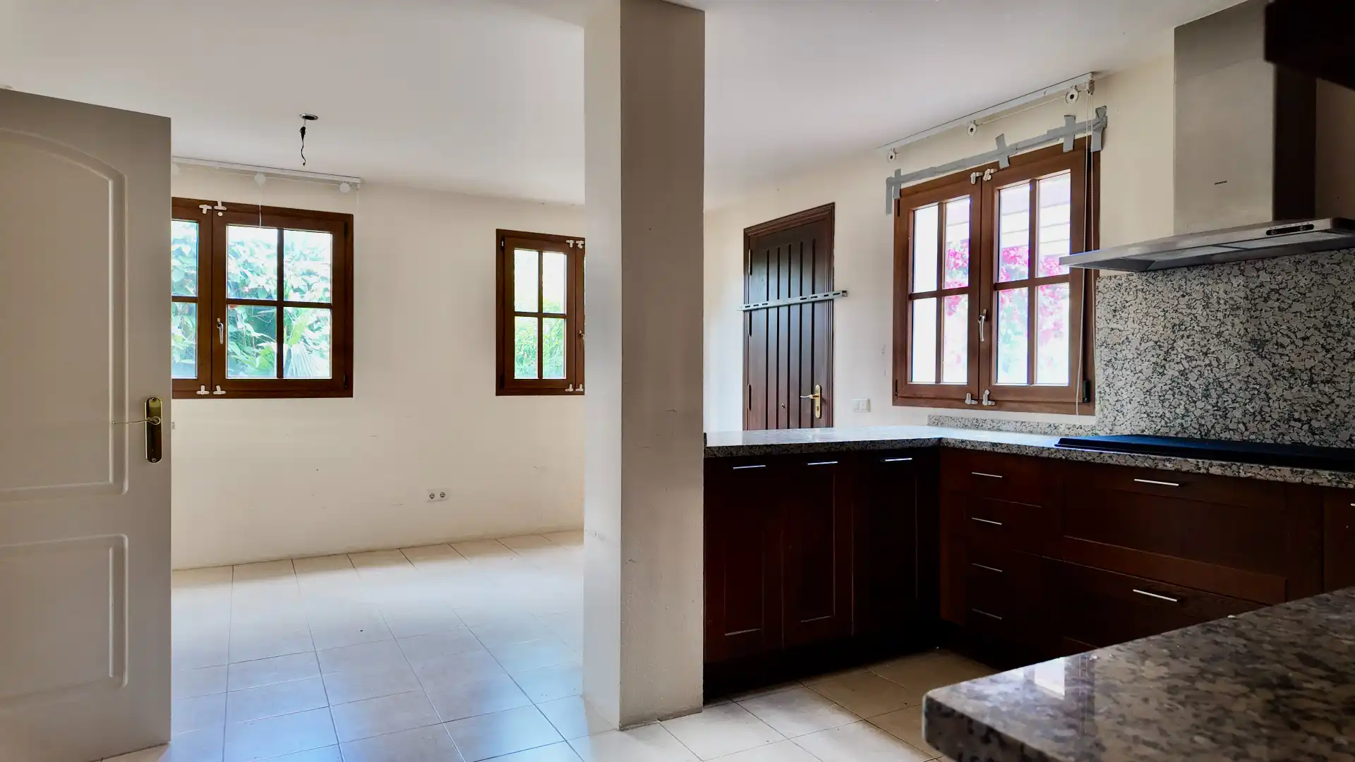 Kitchen of Houses for sale in Estepona  with Private garden, Terrace and Storage room