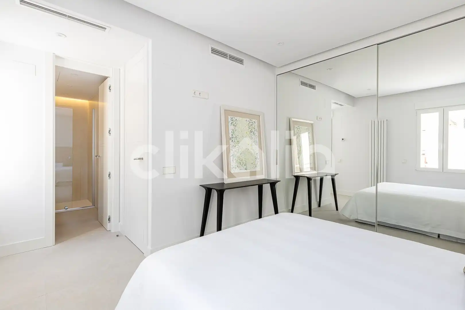 Bedroom of Attic for sale in Madrid  with Air Conditioner, Heating and Terrace