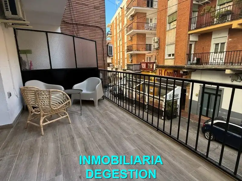 Terrassa de Pis de lloguer en Linares amb Aire condicionat, Calefacció i Terrassa