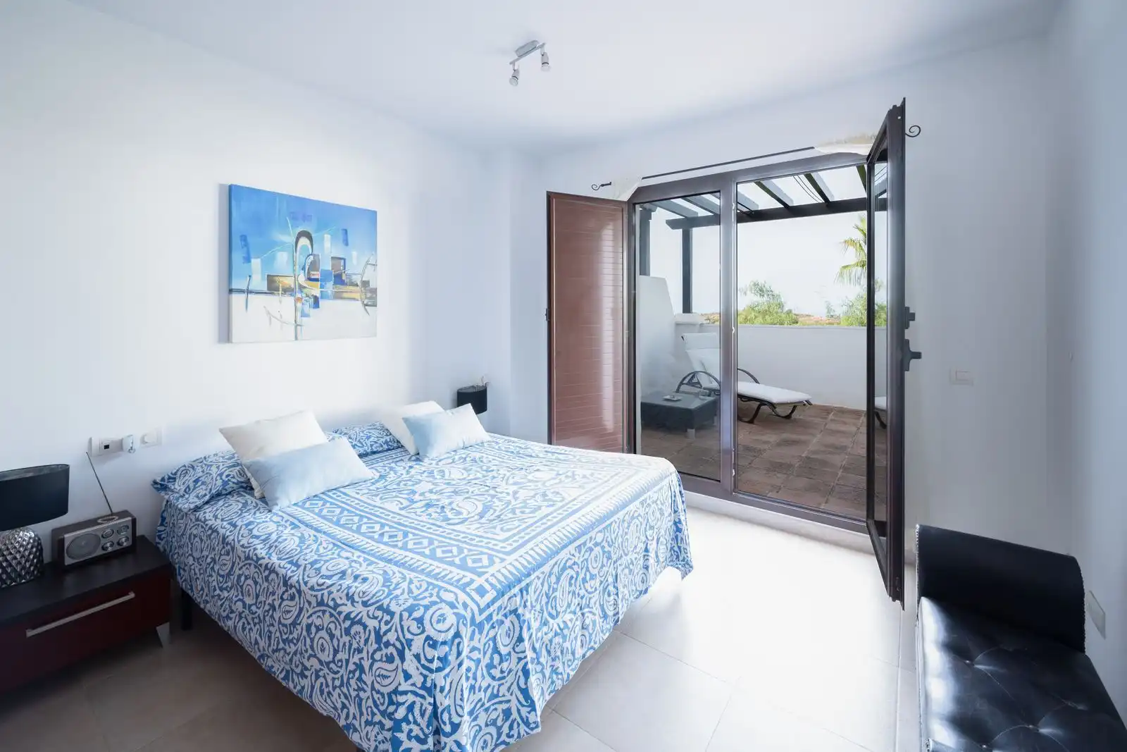 Habitación de Ático en venta en Marbella con Aire acondicionado, Internet y Piscina comunitaria