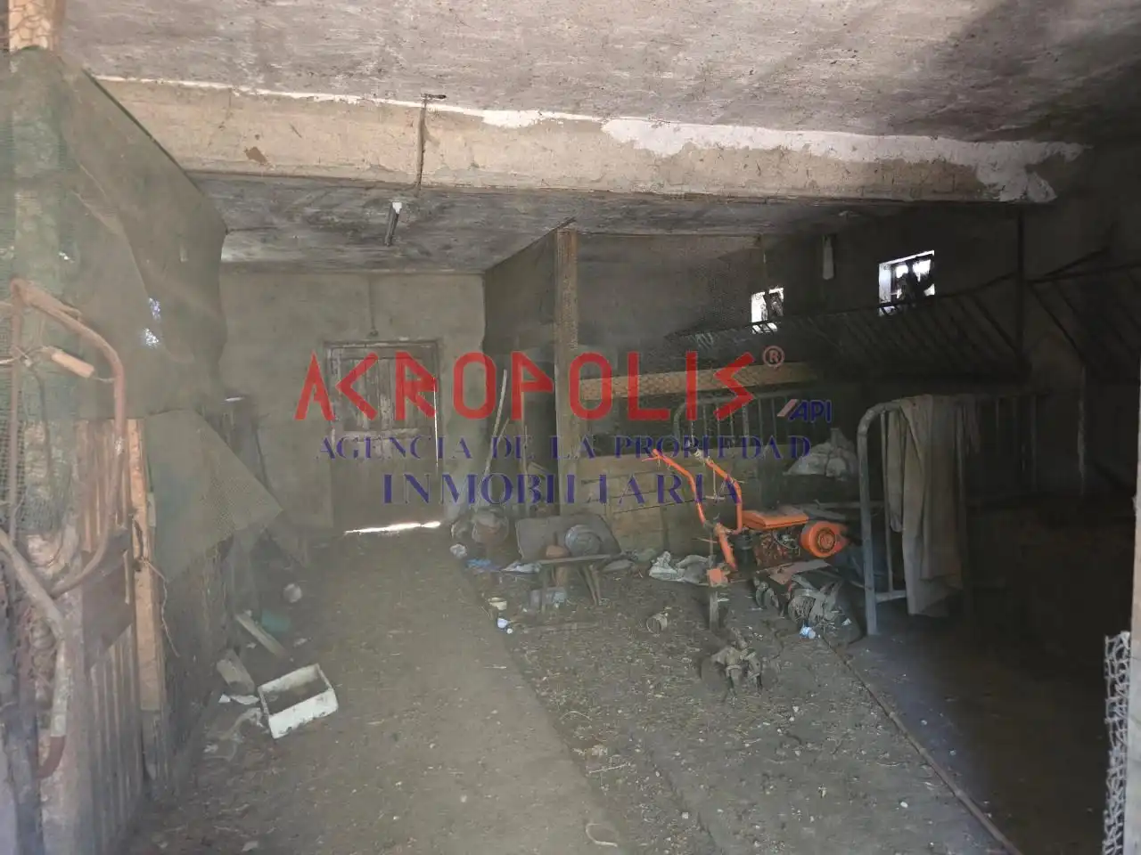 Casa o xalet en venda en Onzonilla amb Calefacció i Traster