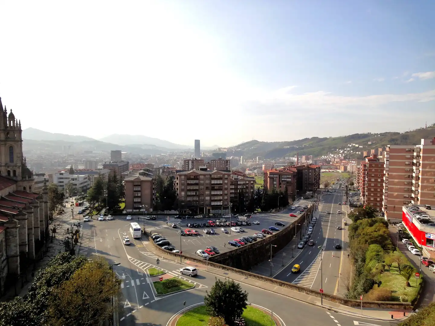 Vista exterior de Dúplex en venda en Bilbao  amb Calefacció, Traster i Balcó