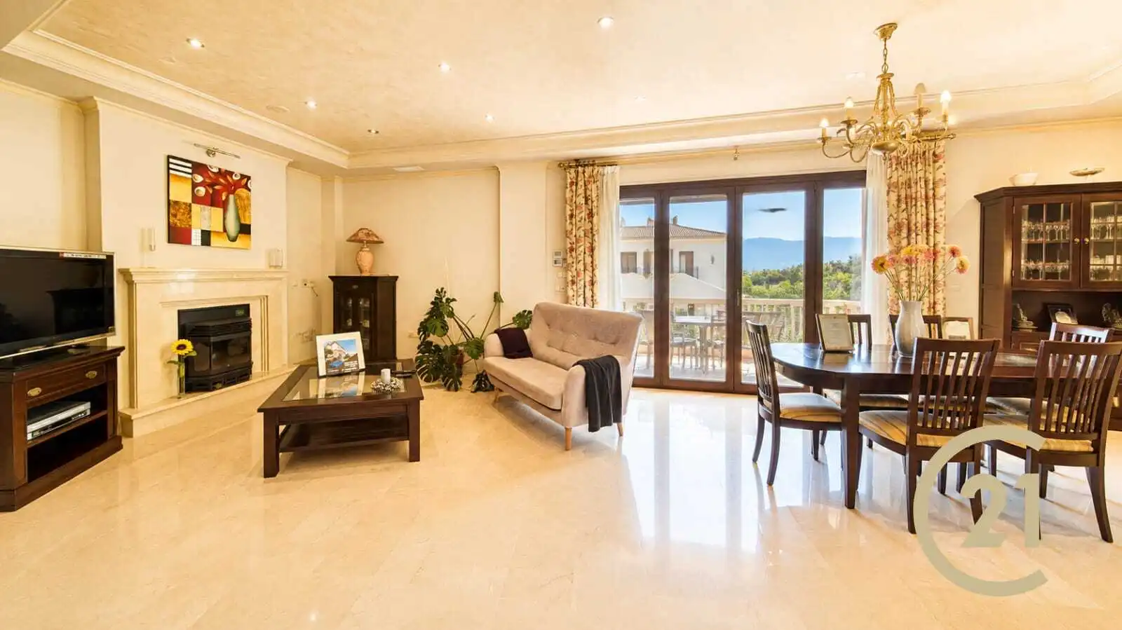 Sala d'estar de Casa o xalet en venda en Ronda amb Aire condicionat, Calefacció i Jardí privat