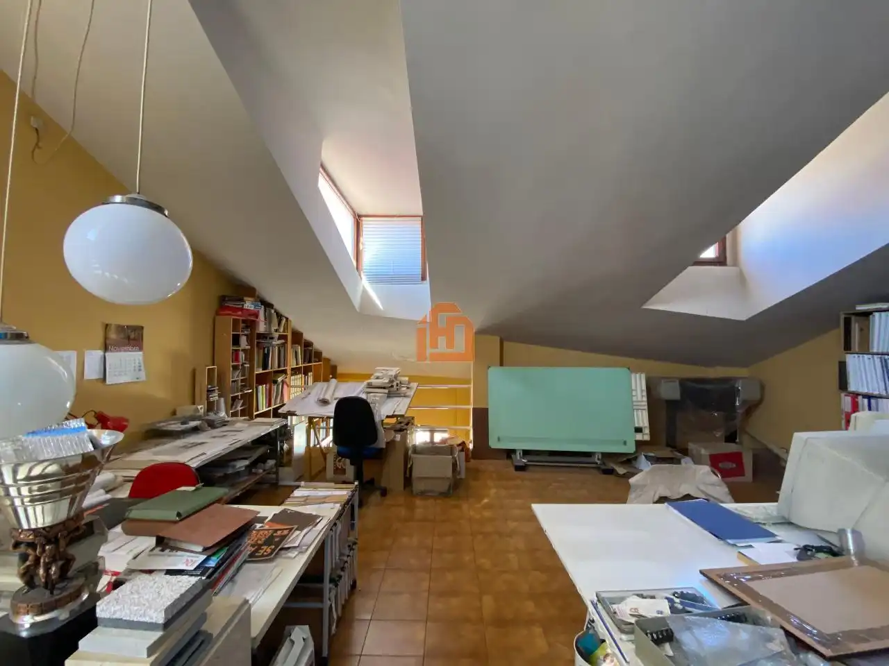 Büro zum Verkauf in Alija del Infantado mit Heizung