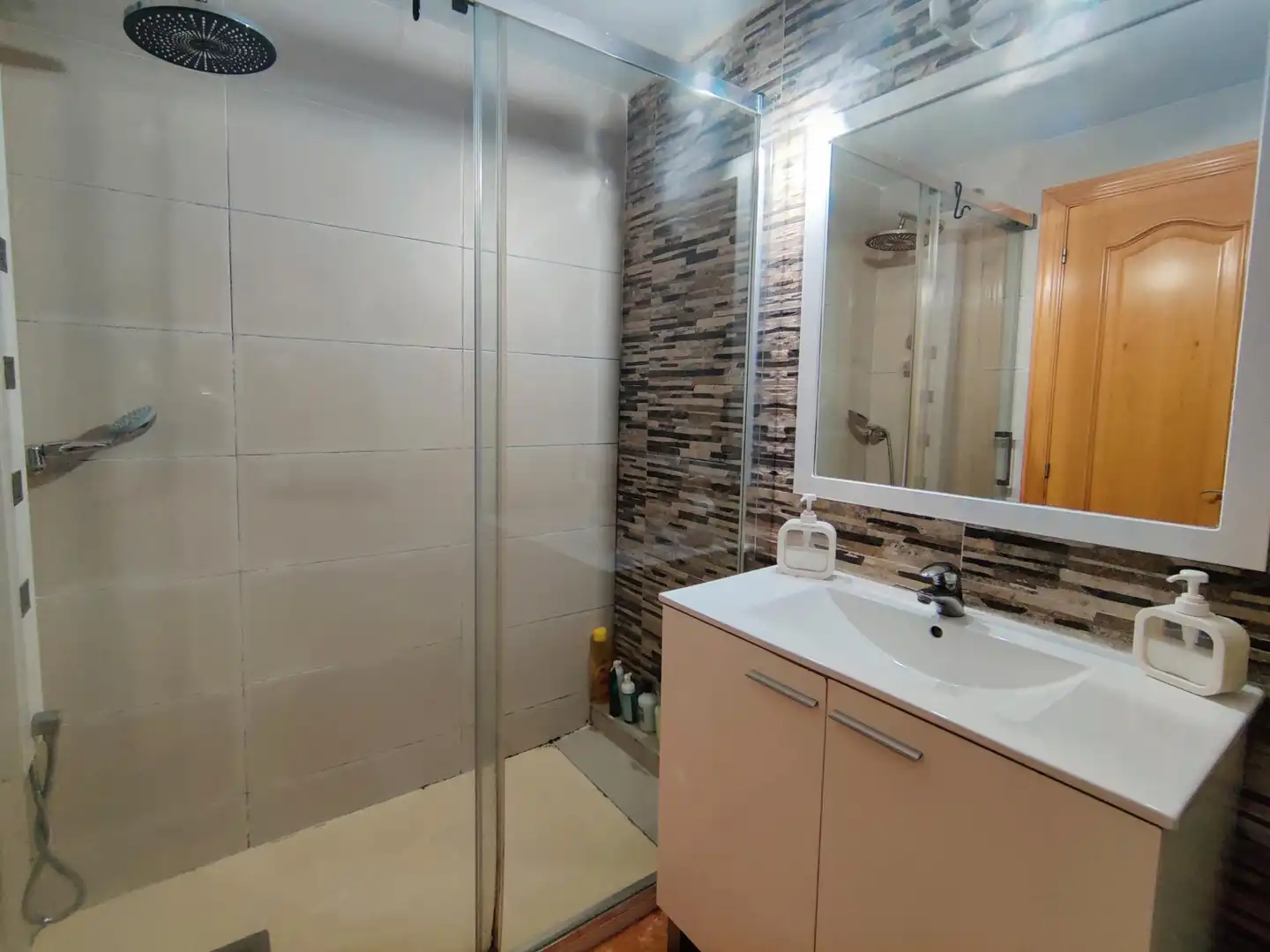 Baño de Piso en venta en Parets del Vallès con Calefacción