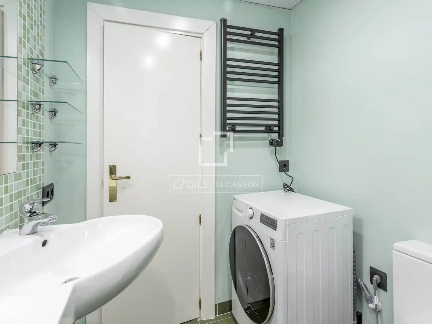 Bany de Loft de lloguer en Madrid amb Aire condicionat, Calefacció i Moblat
