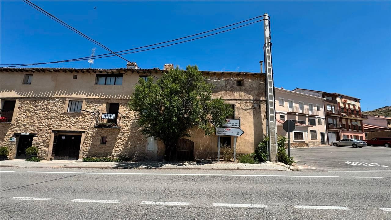 Vista exterior de Finca rústica en venda en Molina de Aragón