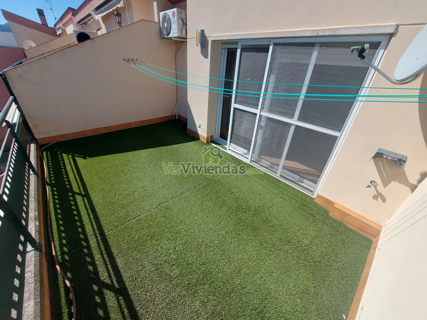 Terraza de Casa adosada en venta en Martorell con Aire acondicionado, Calefacción y Jardín privado