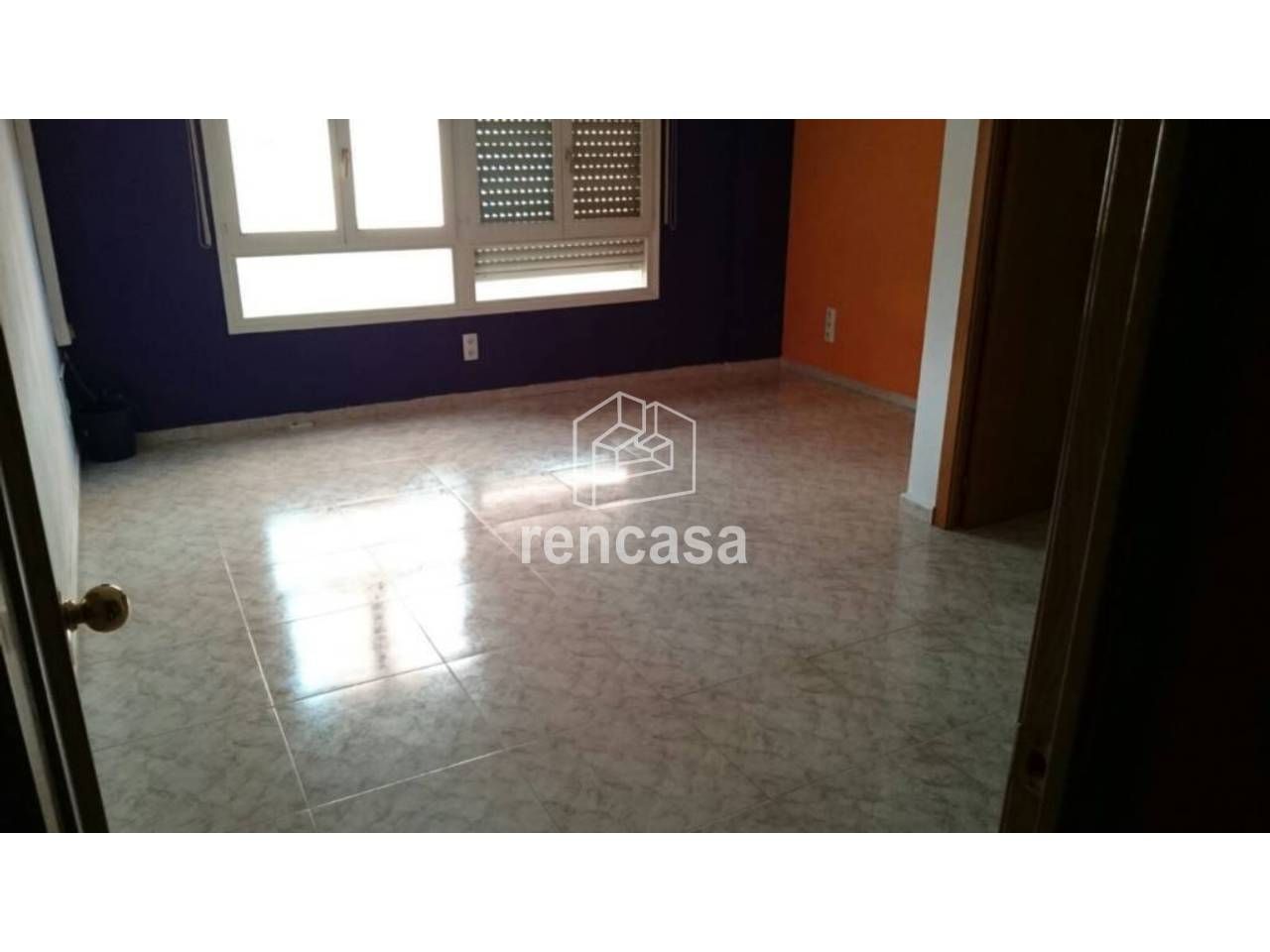 Oficina de alquiler en Maials