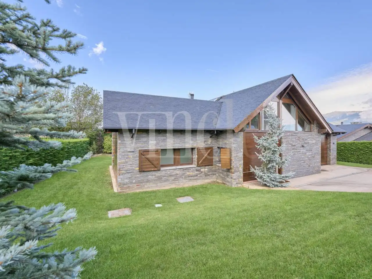 Exterior view of Houses for sale in Das  with Heating, Private garden and Parquet flooring