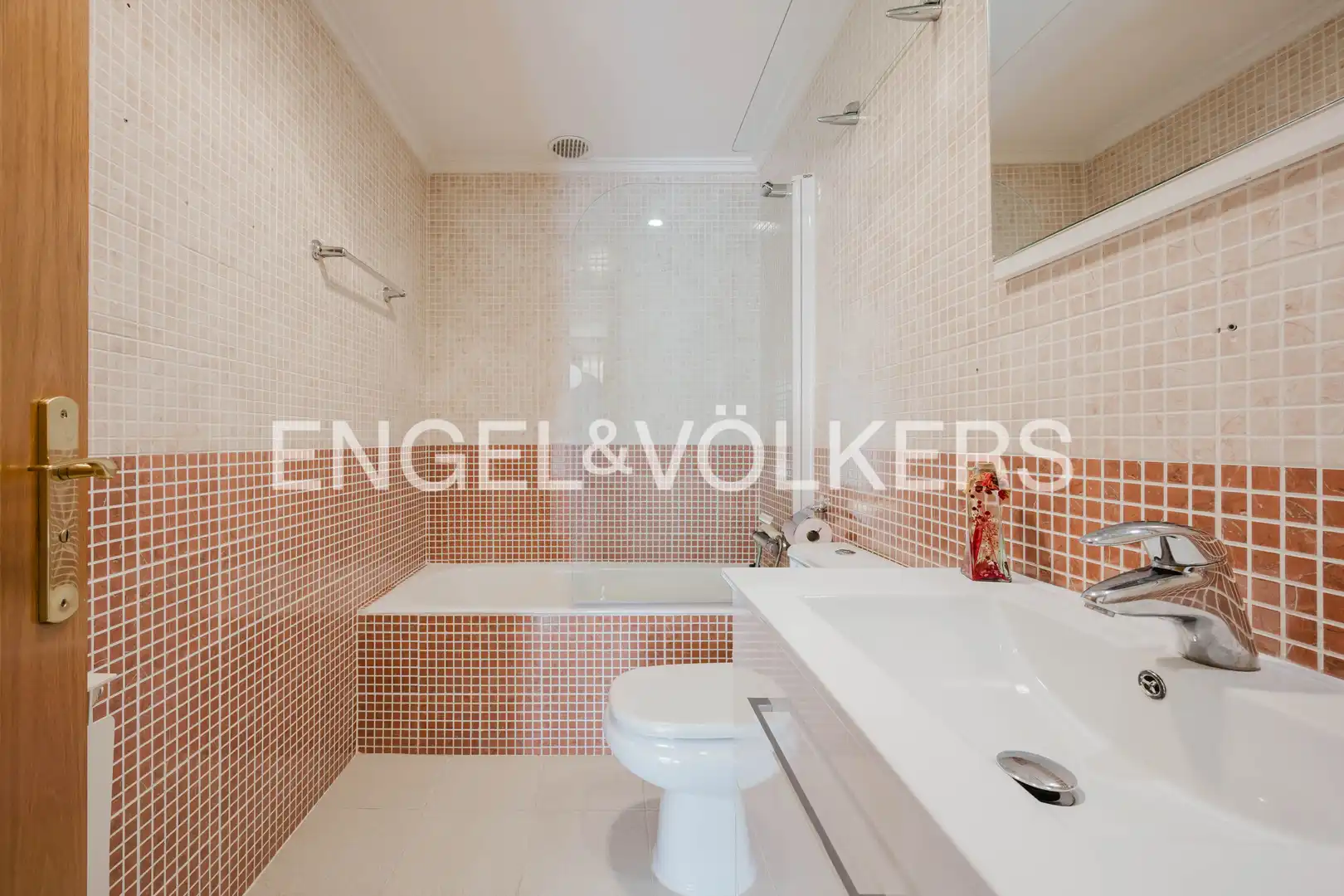 Baño de Dúplex en venta en Astigarraga con Calefacción y Balcón
