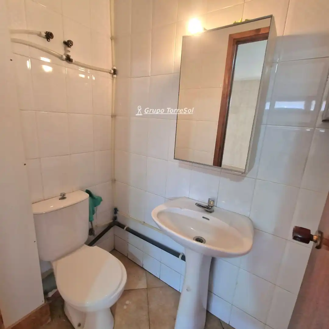 Local comercial en alquiler en Alt de Sant Pere, imagen 16
