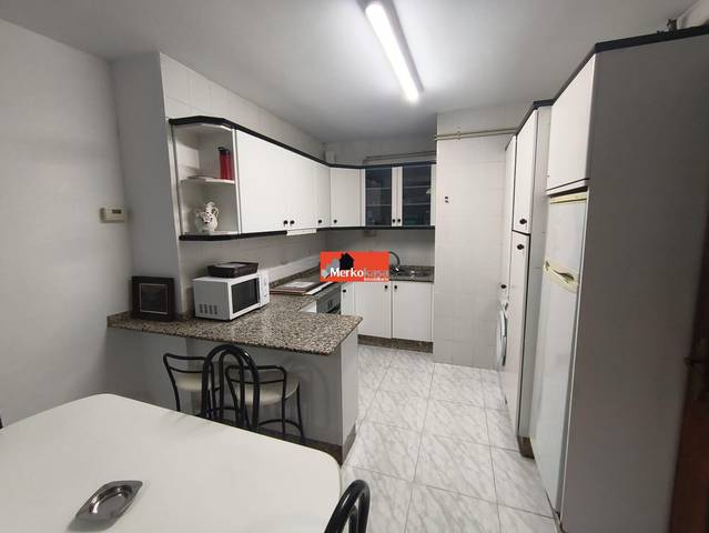 Apartamento en Alquiler en A Piriganlla - Albeiros - Garabolos