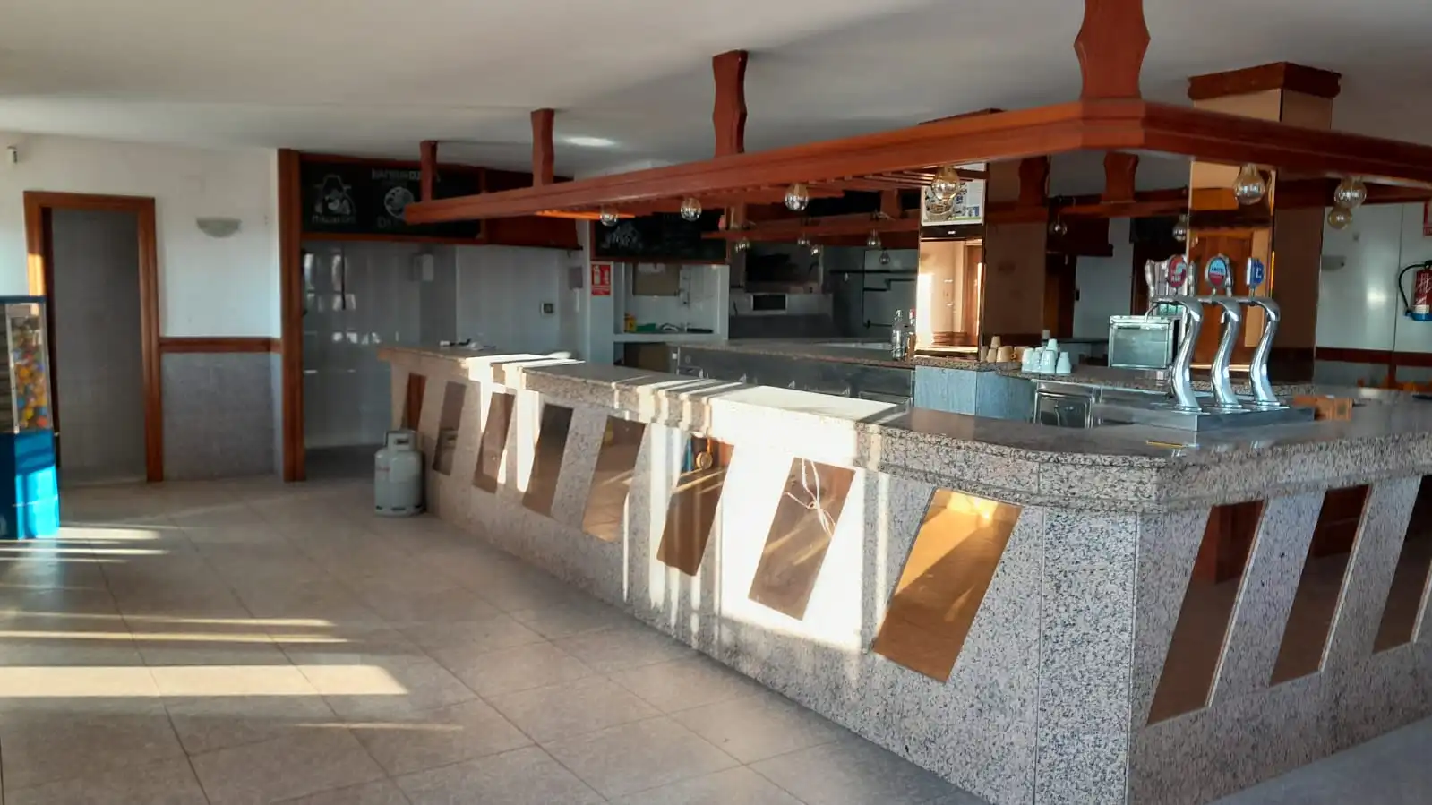 Commercial properties for sale in Salobreña  with Furnished
