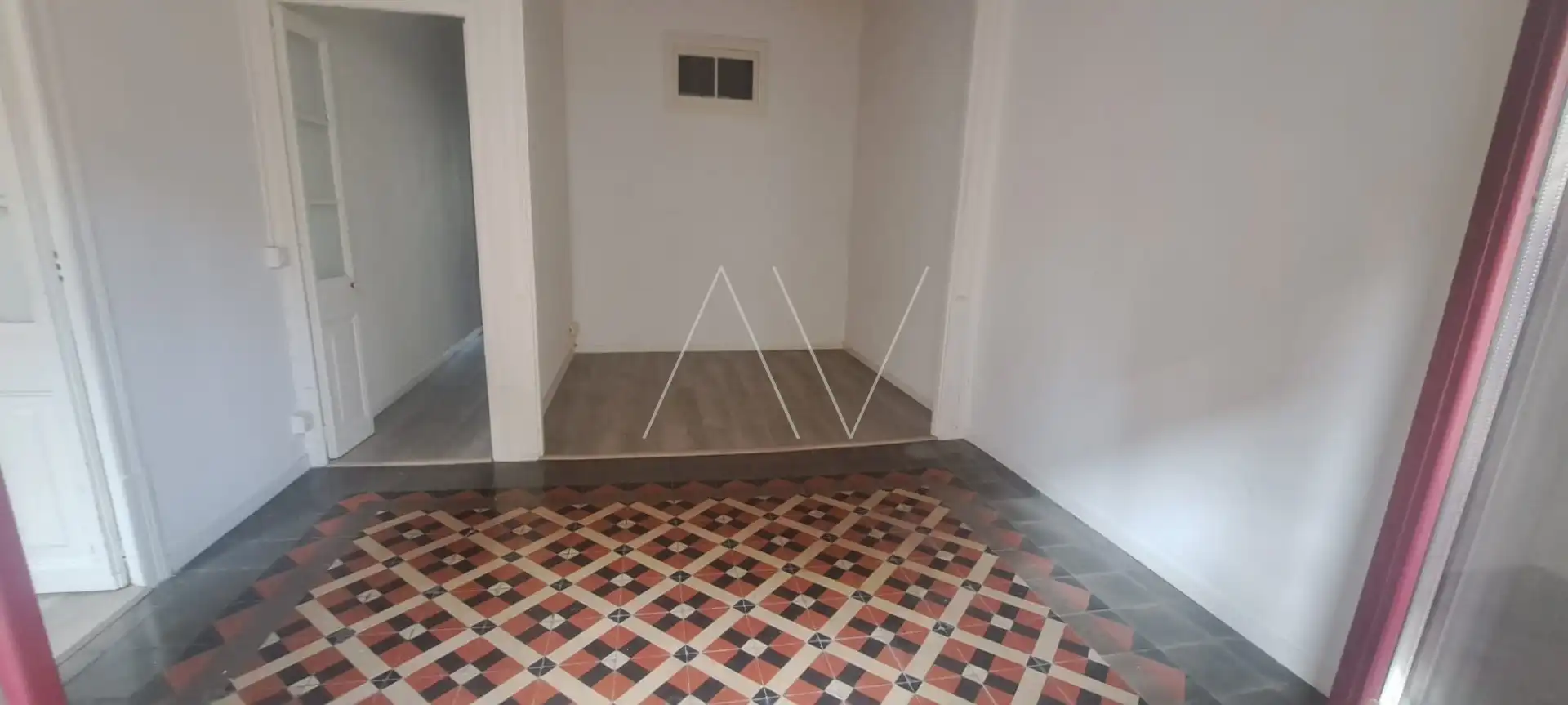 Piso de alquiler en Barcelona con Balcón