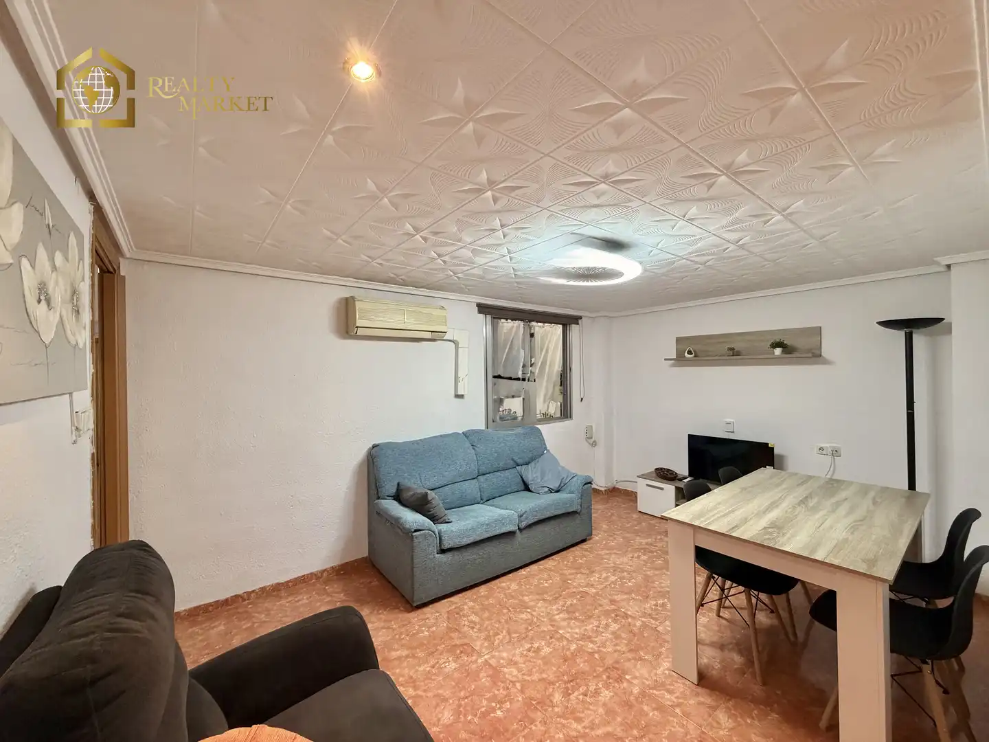 Piso de alquiler en Valencia con Trastero y Amueblado