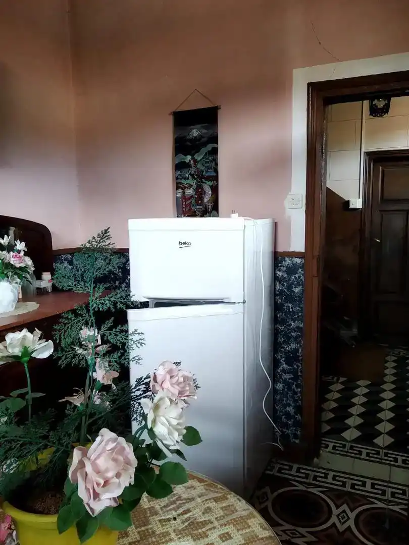 Dormitori de Casa adosada en venda en Cármenes amb Balcó