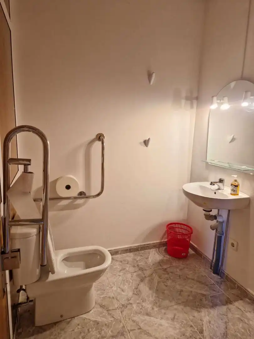 Baño de Local de alquiler en Lousame con Amueblado