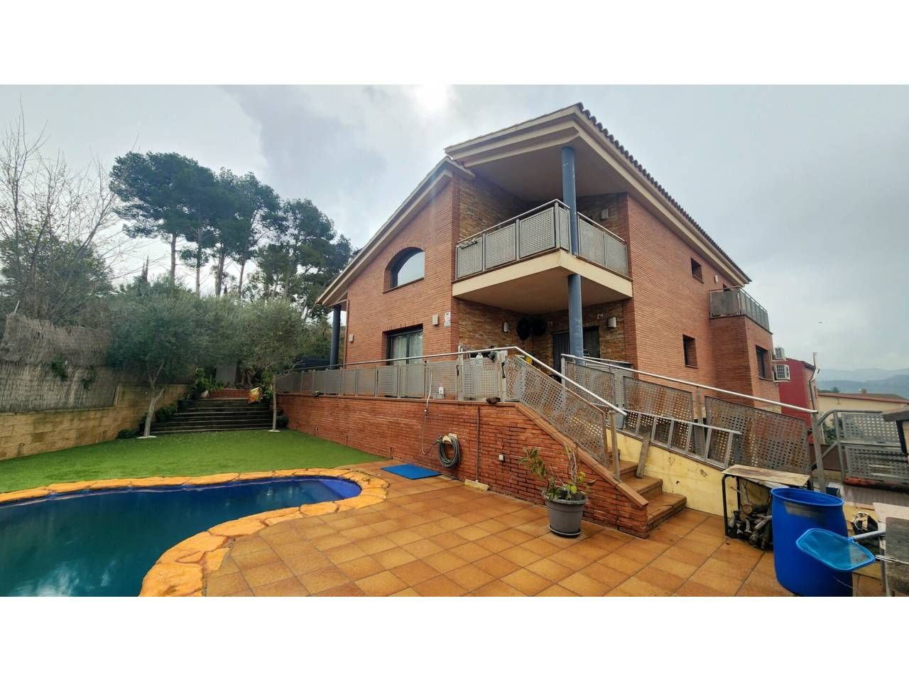 Exterior view of House or chalet for sale in Castellbisbal  with Air Conditioner, Heating and Private garden