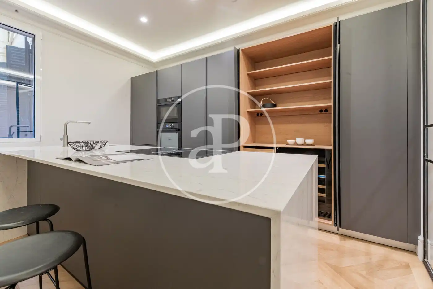 Küche von Wohnung zum Verkauf in Madrid mit Klimaanlage, Heizung und Balkon