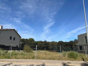 Terreno residencial en venta en Calle Verge de Vilademany
