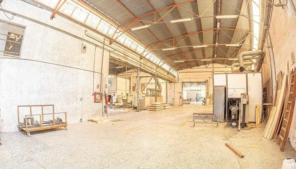 Nau industrial en venda en Orihuela