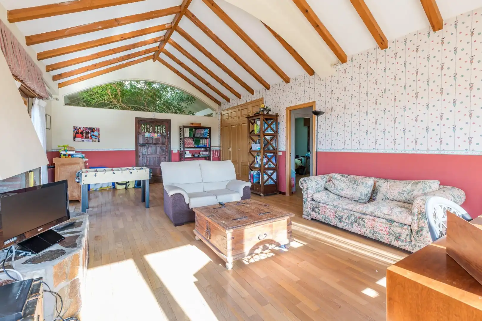 Living room of Houses for sale in Torrelodones  with Heating, Private garden and Terrace