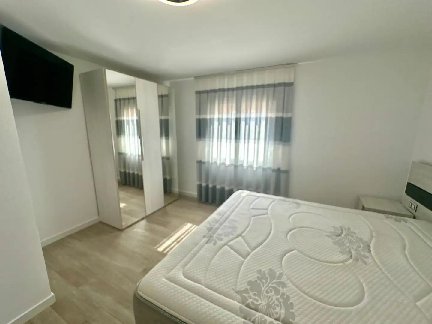 Dormitori de Casa o xalet en venda en Alicante / Alacant amb Aire condicionat, Jardí privat i Terrassa