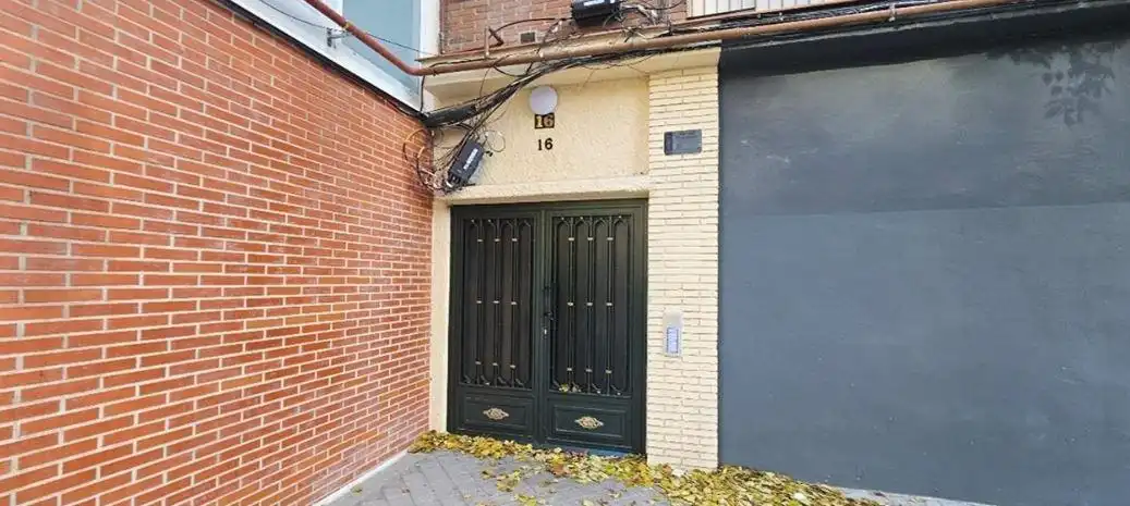 SE VENDE piso OKUPA en C Campo De La Paloma 16 de Madrid, imatge 4