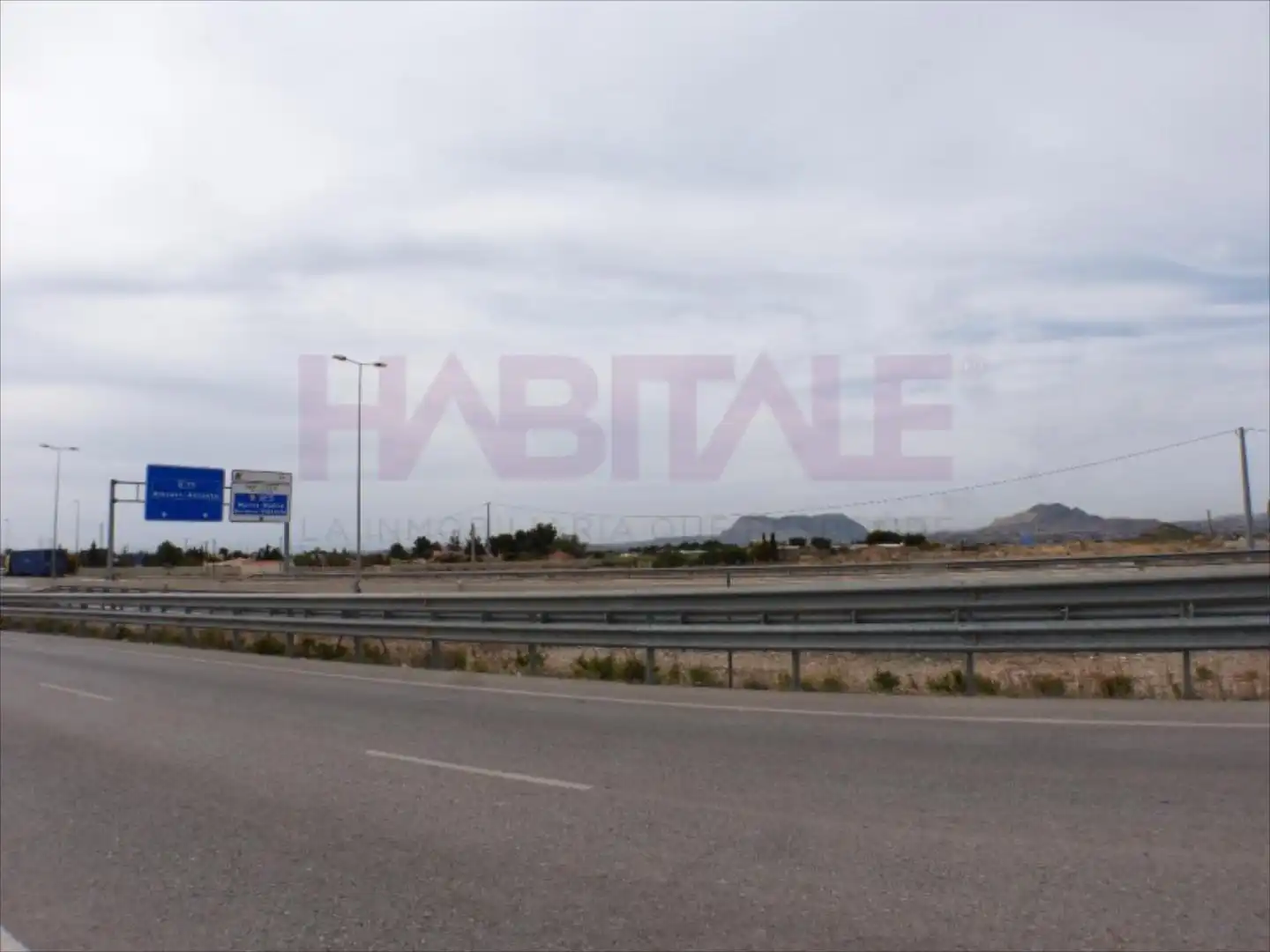 Terreno industrial en venta en Alicante / Alacant