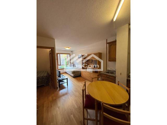 Apartamento en Alquiler en Els Cortals