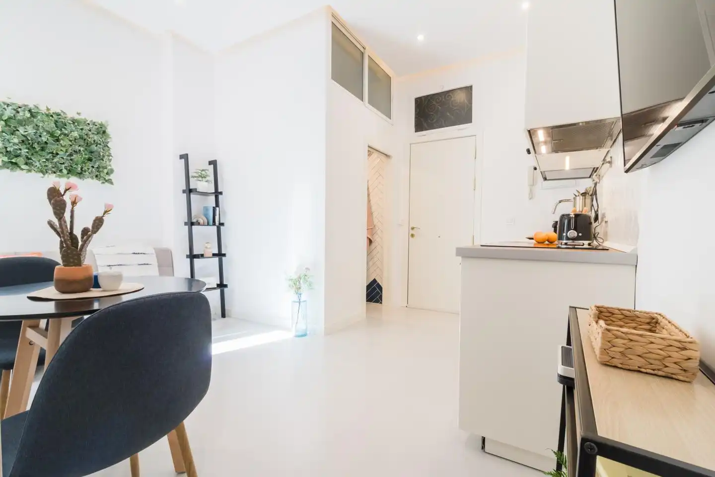 Cocina de Apartamento de alquiler en Madrid con Aire acondicionado, Calefacción y Parquet