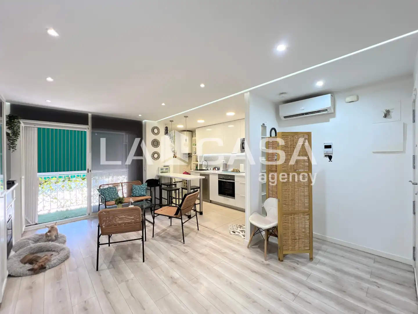 Flat for sale in Badalona  with Balcony