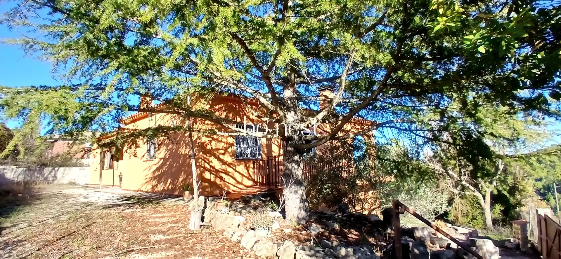 Vista exterior de Casa o xalet en venda en Pontons amb Calefacció, Jardí privat i Terrassa